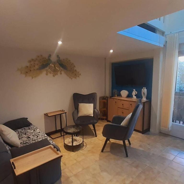 Villa avec clim et parking - 4 pers. - FR-1-81-767 - Villa - 5