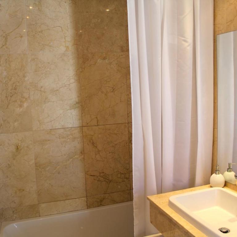Townhouse in Nueva Andalucia - Apartamento de 1 dormitorio - 9