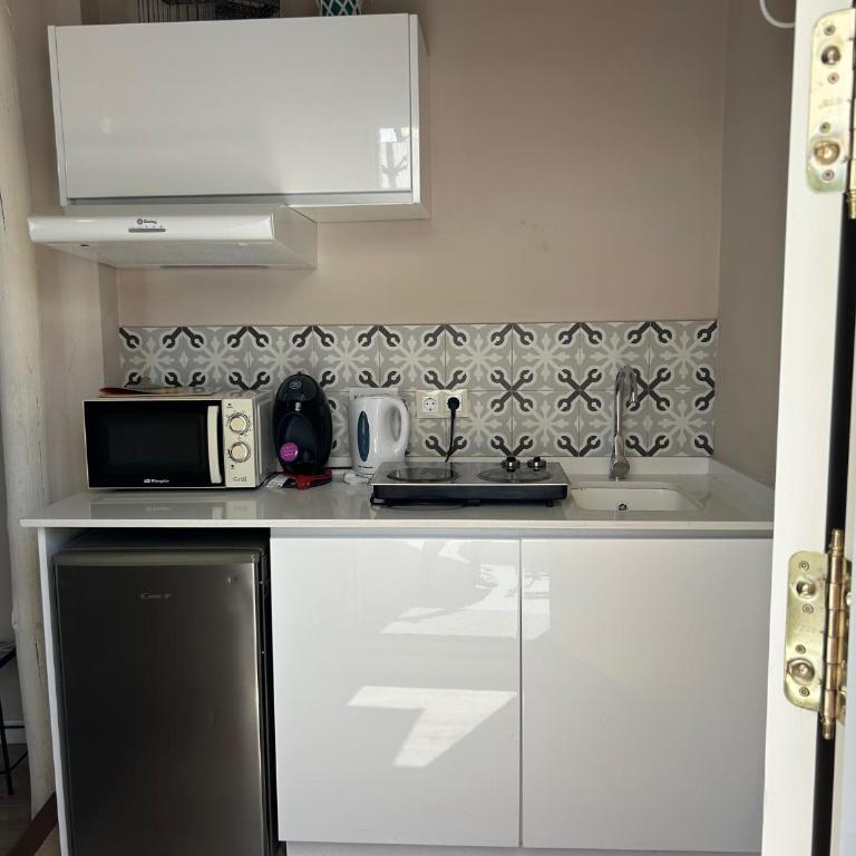 Apartamentos Luna Suites Palacio Almagra - One-Bedroom Apartment - 6