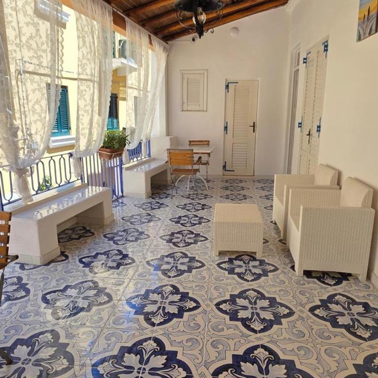 Hotel Poseidon - Standard Double or Twin Room - 2