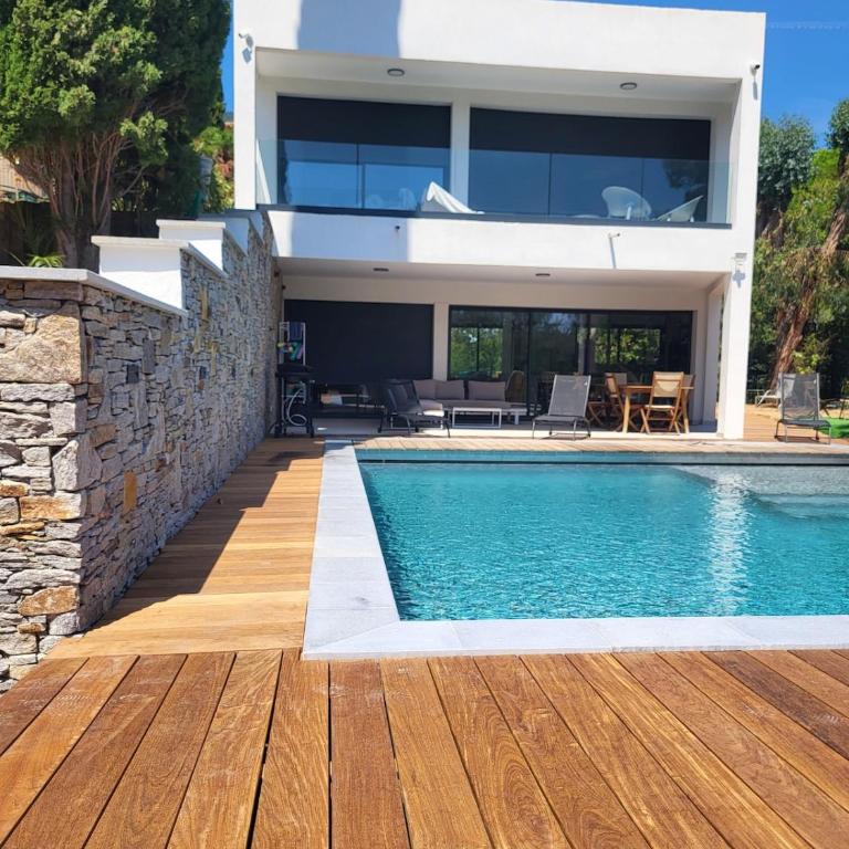 maison neuve avec piscine - Villa mit 3 Schlafzimmern - 43