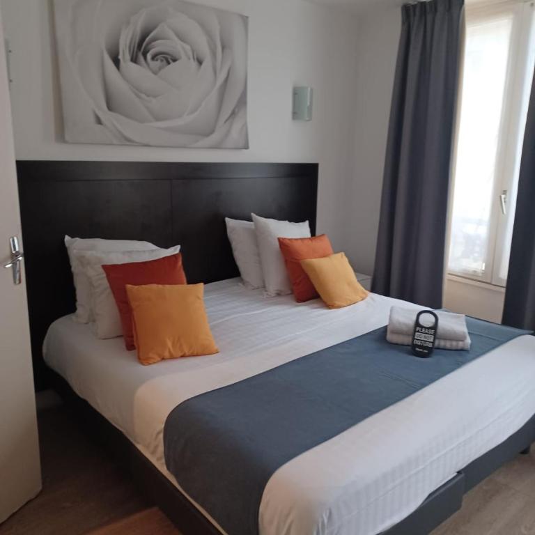 Hôtel de Bordeaux - Standard Double Room with Shower - 5
