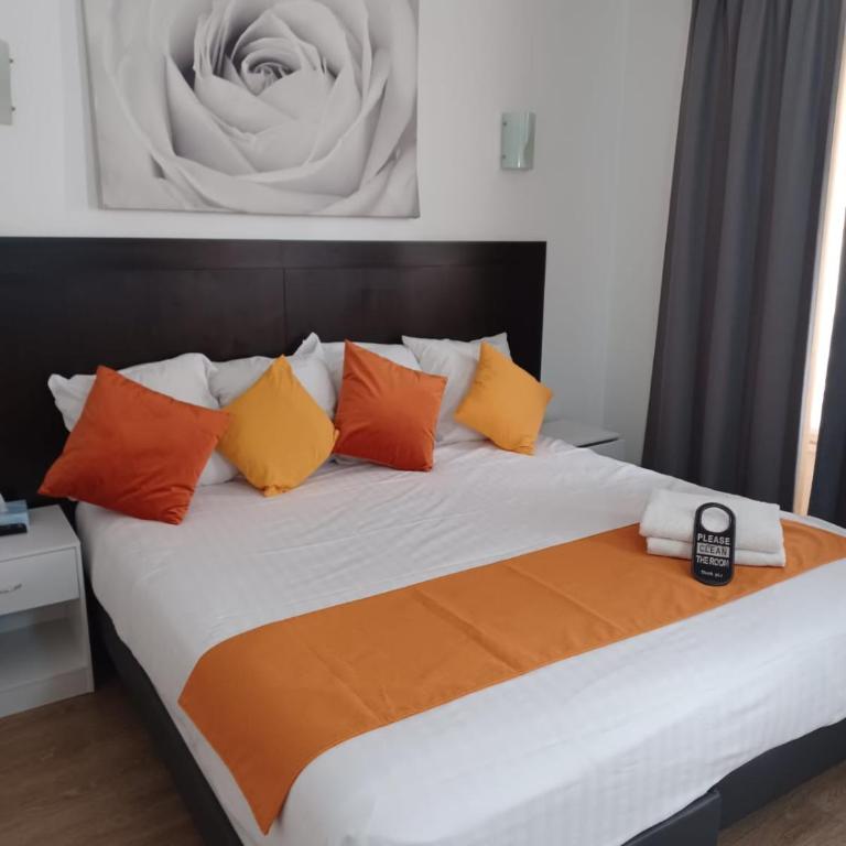 Hôtel de Bordeaux - Standard Double Room with Shower - 8