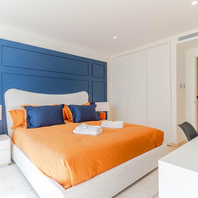 Luxury Retreat with Pool, Jacuzzi, Cinema & Gym - Villa Riviera - Villa Deluxe - 19