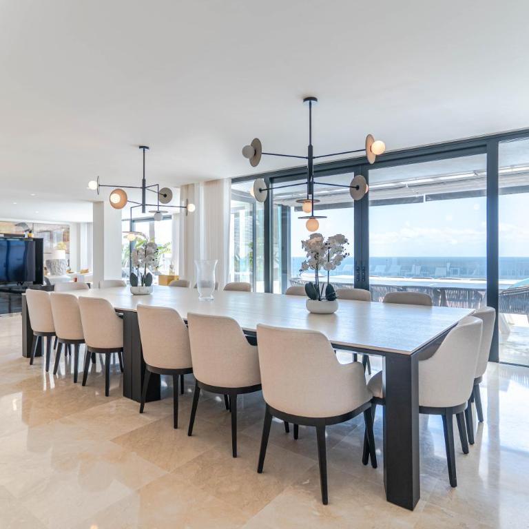 Luxury Retreat with Pool, Jacuzzi, Cinema & Gym - Villa Riviera - Villa Deluxe - 8