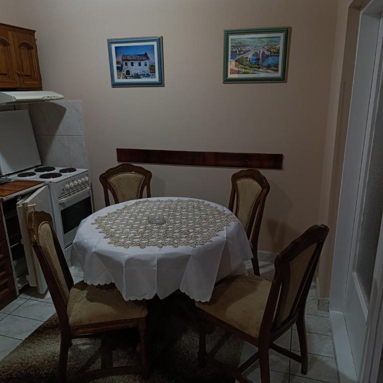 Mainski put apart - Apartman sa 2 Spavaće Sobe - 9
