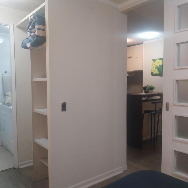 Studio Centro Apartamentos - Deluxe One-Bedroom Apartment with City View - 3