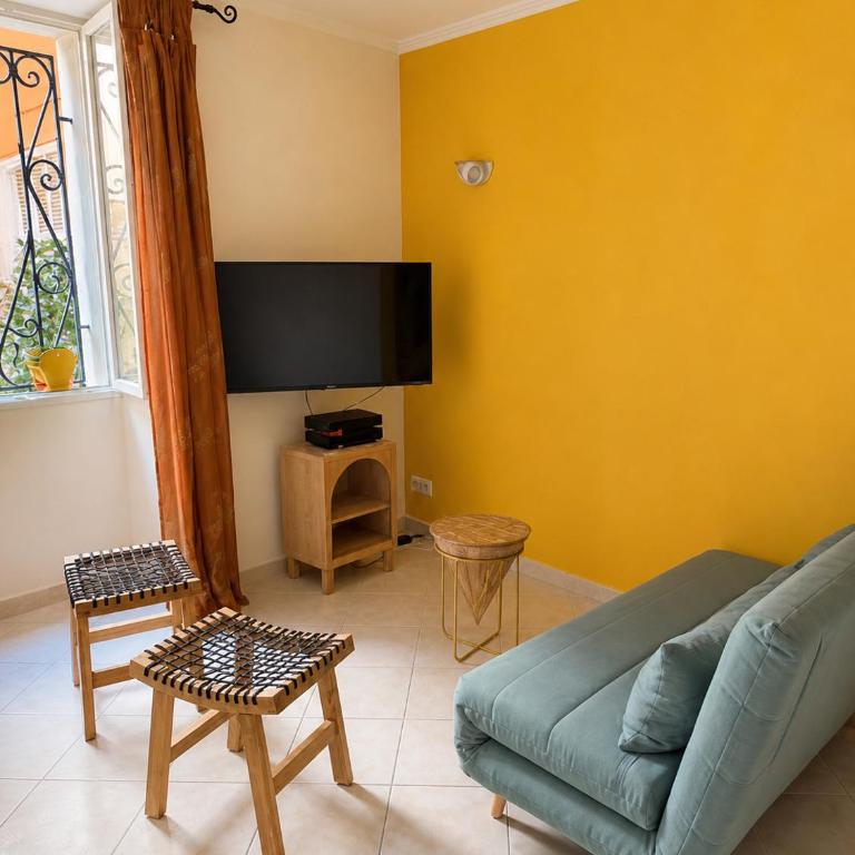 Appartement 2-4 personnes centre historique de Fréjus - Studio - 2