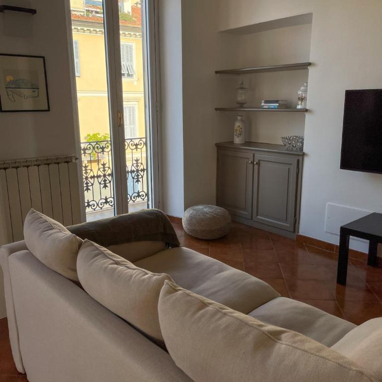 Lovely 3-bedroom apartment in Imperia - Appartamento con Vista e Balcone - 5