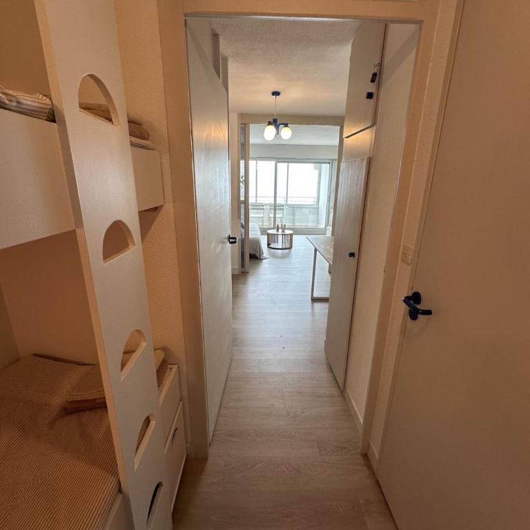 Studio magnifique vue mer 7é étage Garage privé ! - Apartment mit 1 Schlafzimmer - 10