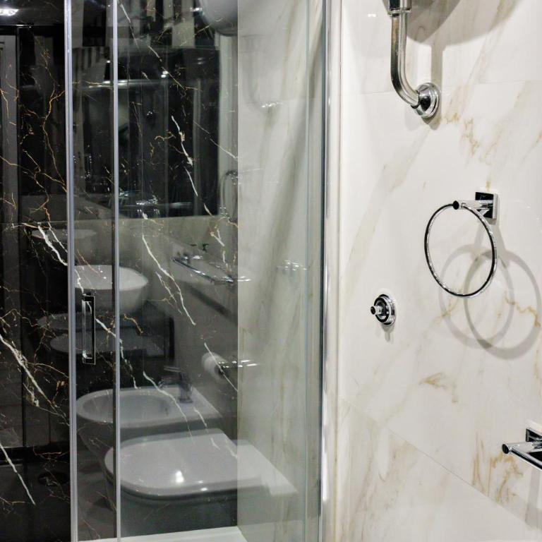 Ferdinando's Home - One-Bedroom Apartment - 15