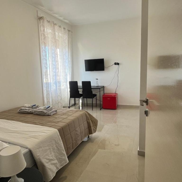 Miki rooms Lecce - Camera Matrimoniale con Bagno Privato - 4