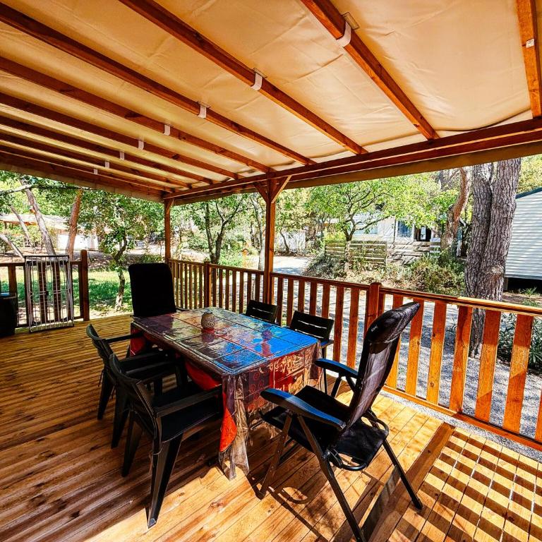 3 bedroom Chalets Camping Leï Suves - JoyCasa - Chalet 3 Chambres - 10