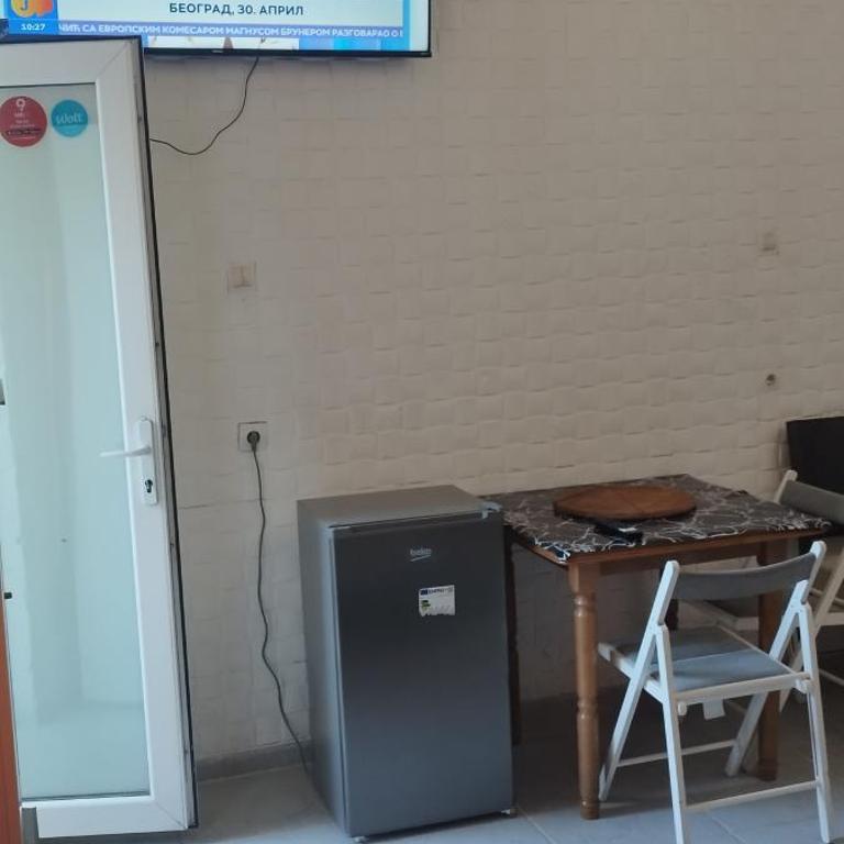 Small Apartment private bathroom ,strong internet - Apartment - 7
