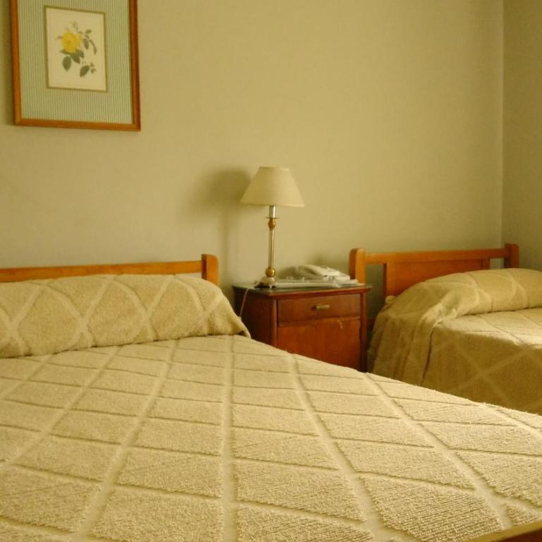 Hotel Ro Che Hil Tandil - Habitación Triple Estándar - 12