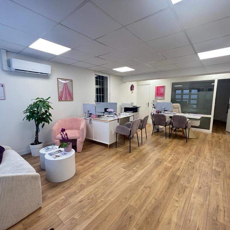 APPARTEMENT AVEC PARKING VUE MER POUR 2 personnes - One-Bedroom Apartment - 9