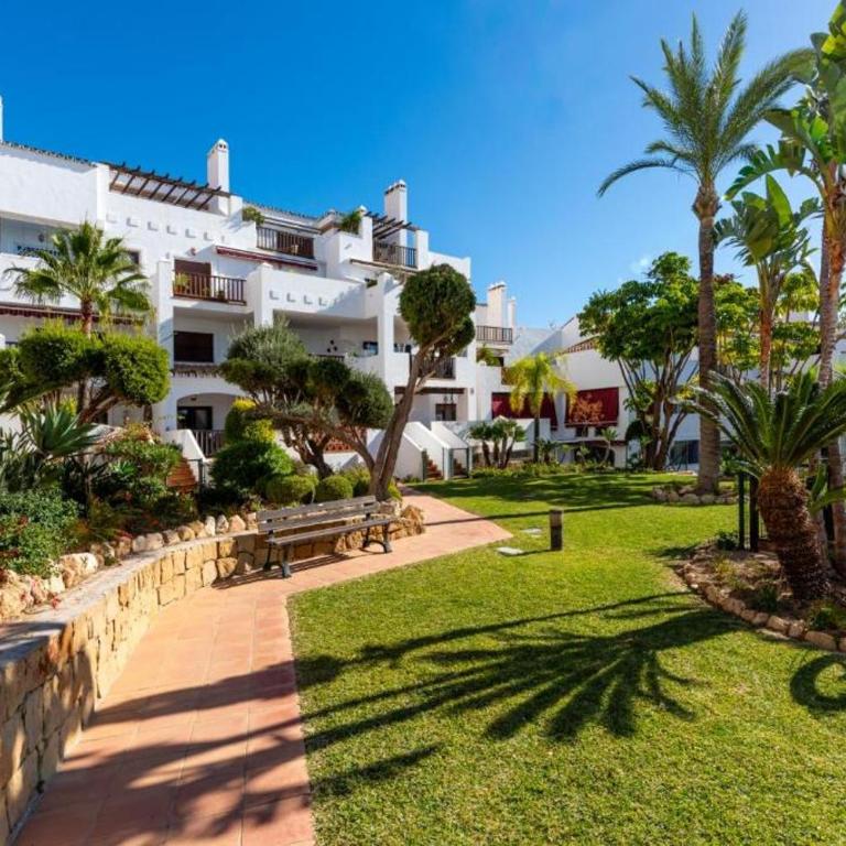 Finca San Antonio - Ground Floor spacious garden apartment with pool views near Mijas Pueblo - Apartamento - 32