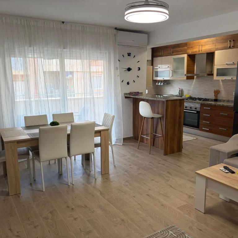 Rubina Beach Apartment Torrevieja - Three-Bedroom Apartment - 30