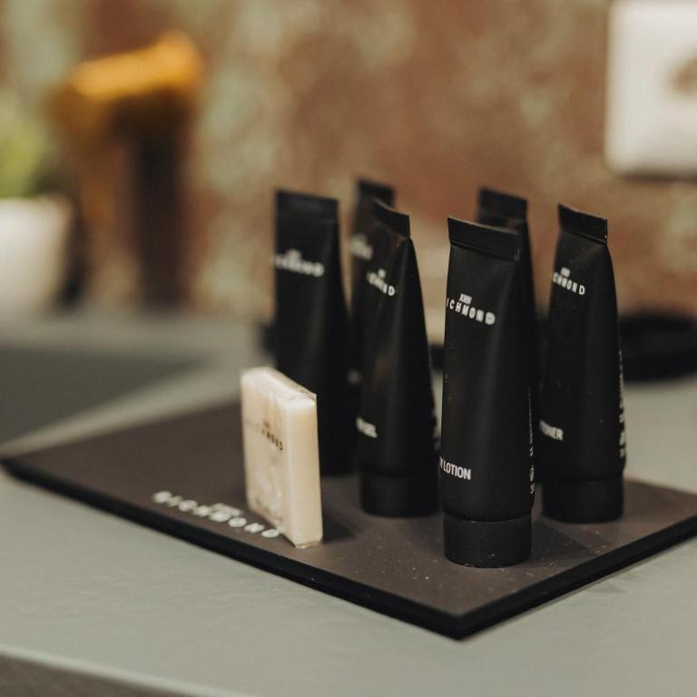 Oltre Exclusive - Suite Deluxe con Vasca Idromassaggio - 4