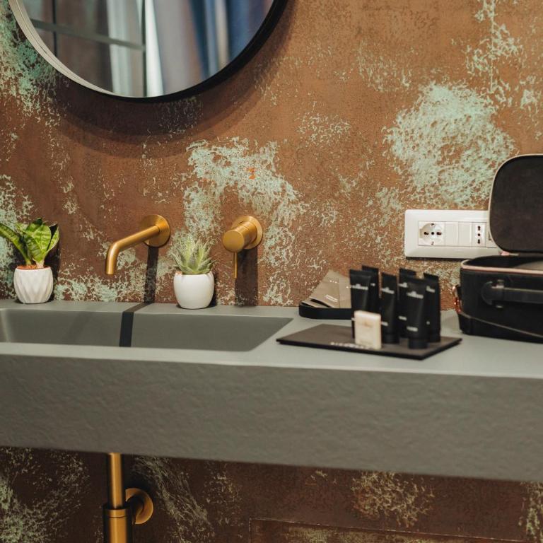 Oltre Exclusive - Suite Deluxe con Vasca Idromassaggio - 2