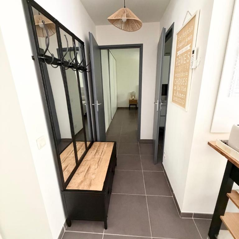 Apartment with beautiful terrace - Appartement - 7