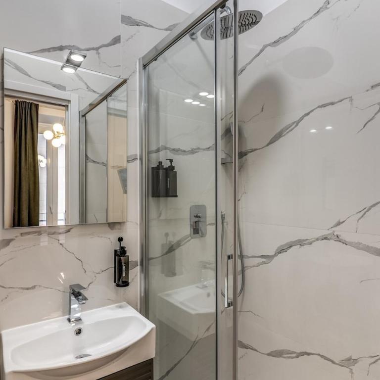Centomirti suites - Appartamento con 2 Camere da Letto - 5