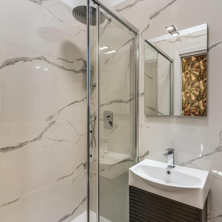 Centomirti suites - Appartamento con 2 Camere da Letto - 6