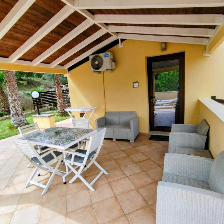 Casa delle palme - Appartamento con 2 Camere da Letto - 3