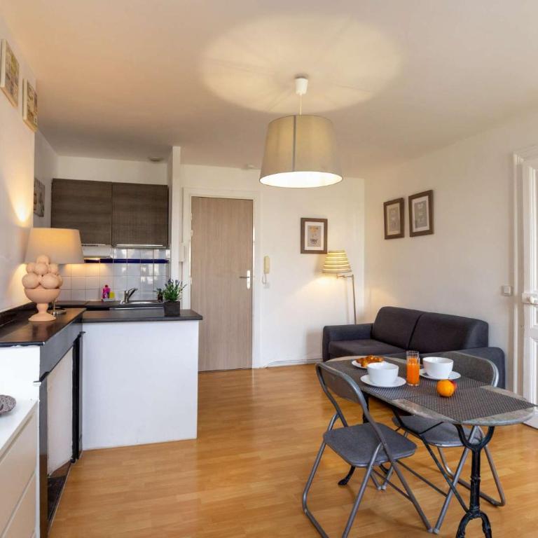 Charmant T2 pour 2 avec vue sur le Canal du Midi - Apartment - 8