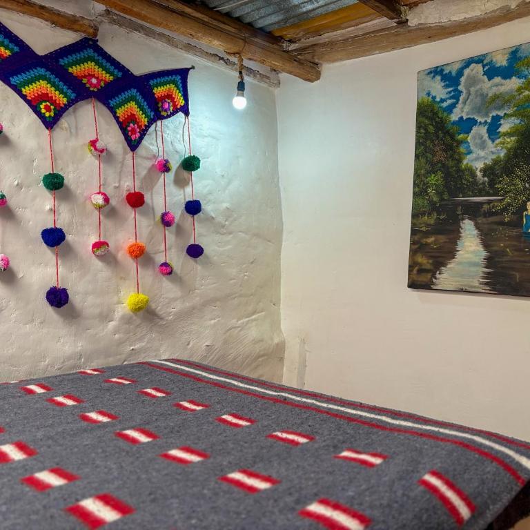 Kamanti Hostel - Double Room with Mountain View - 1