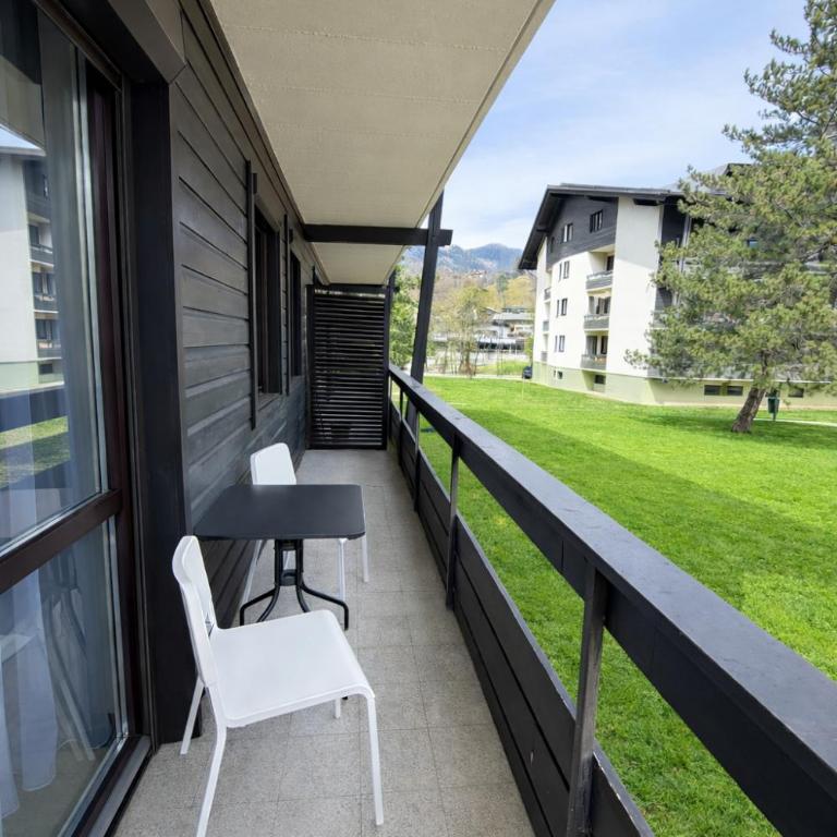 NIVO Apartment surrounded by gardens and on the ski slope - Apartment mit 1 Schlafzimmer - 10
