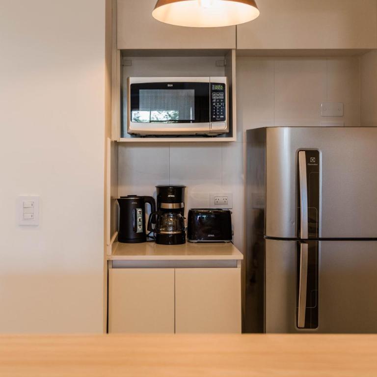 BT Homes - Estudio Luminoso, Zona de Trabajo & Balcón de Lujo - Apartamento de 2 dormitorios - 23