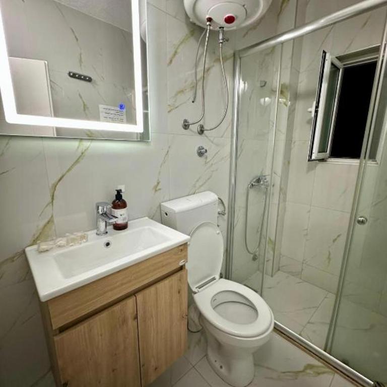 Dilan apartments by the sea - Apartman sa 2 Spavaće Sobe, Balkonom i Pogledom na More - 26