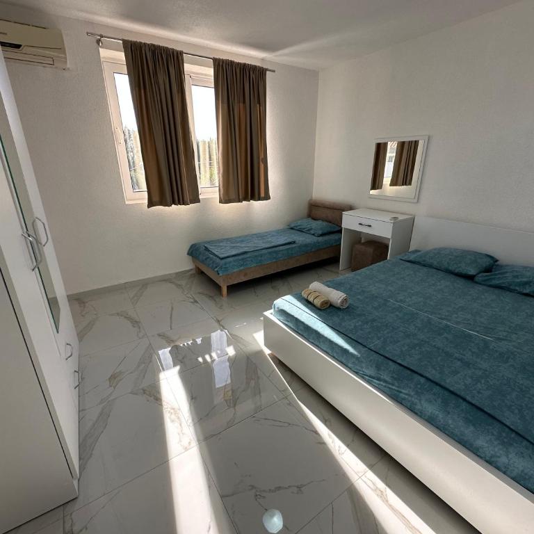Dilan apartments by the sea - Apartman sa 2 Spavaće Sobe, Balkonom i Pogledom na More - 36