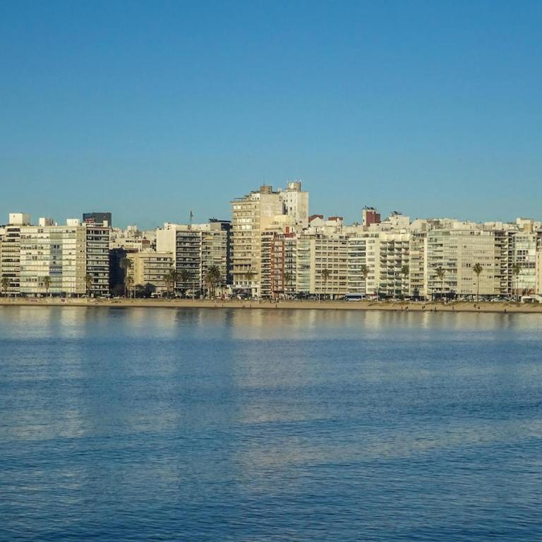 Fully equipped studio in the WTC area, steps from La Rambla - One-Bedroom Apartment - 21