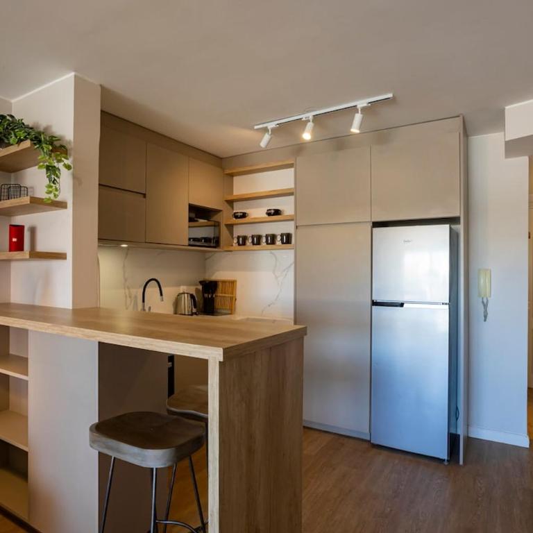 Fully equipped studio in the WTC area, steps from La Rambla - One-Bedroom Apartment - 25