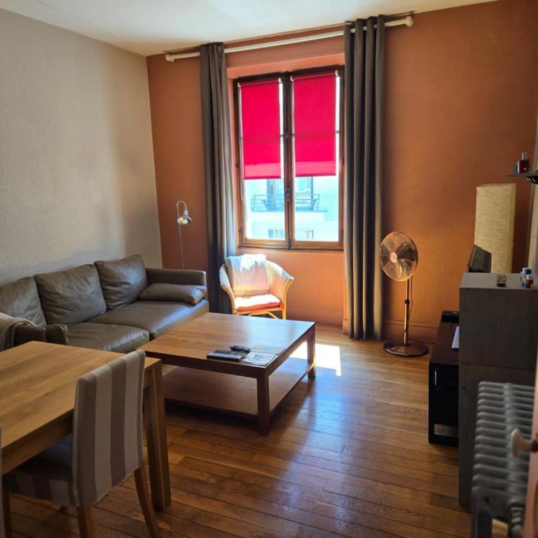 70 m2 zone piétonne 5 mn lac et vieille ville - Appartement 2 Chambres - 14