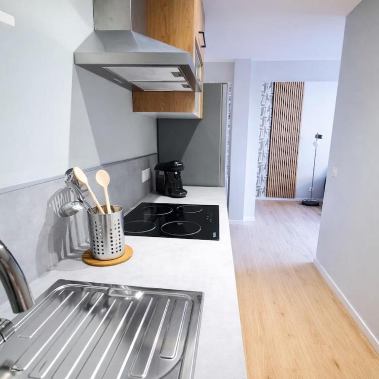 Cœur de Rouen 3 Chambres Moderne - Three-Bedroom Apartment - 17