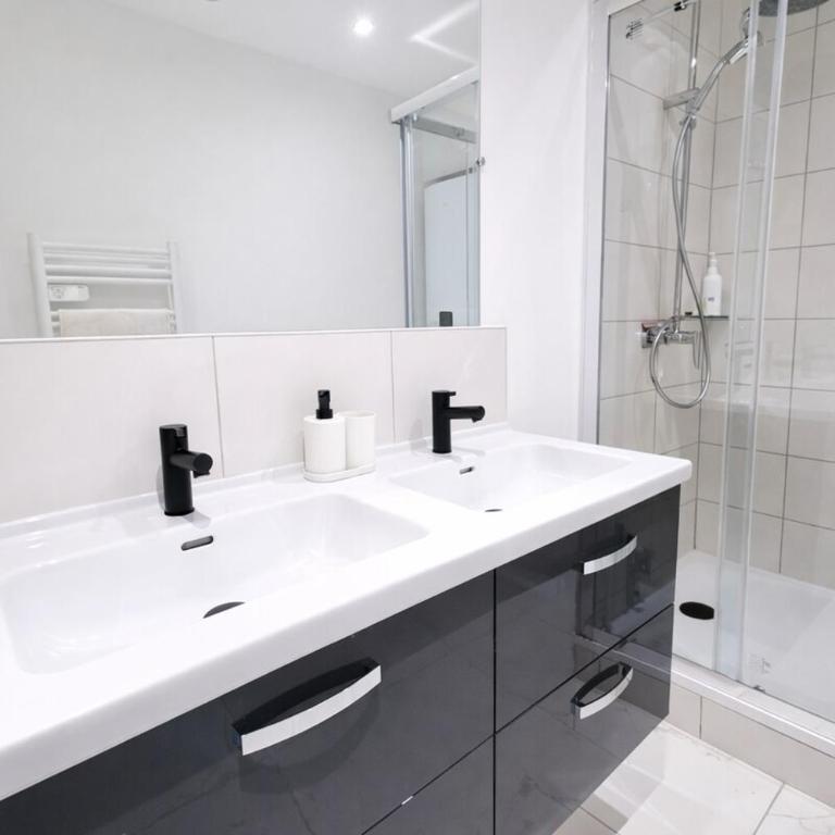 Cœur de Rouen 3 Chambres Moderne - Three-Bedroom Apartment - 29