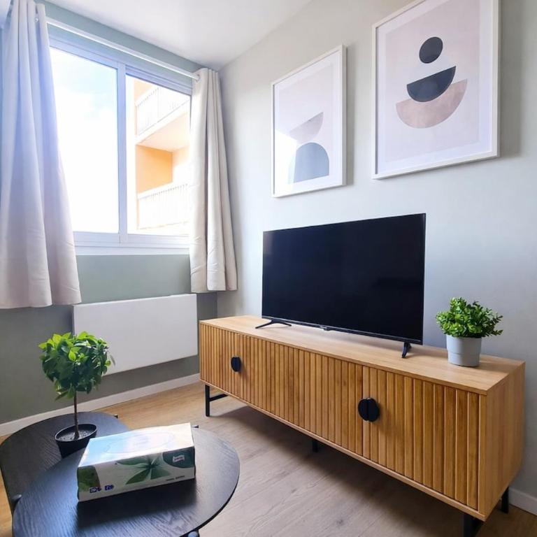 Cœur de Rouen 3 Chambres Moderne - Three-Bedroom Apartment - 37