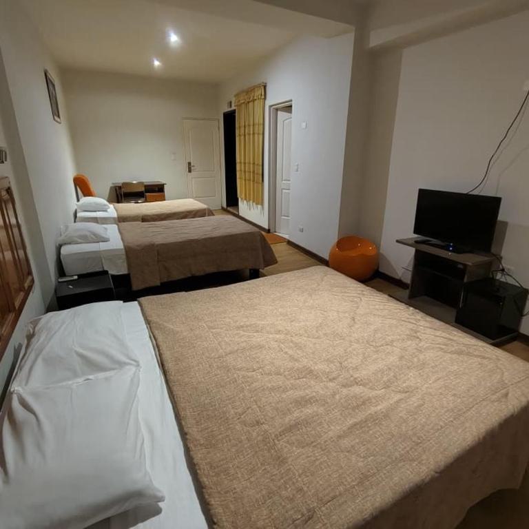 Hotel Safari - Habitación Triple - 2