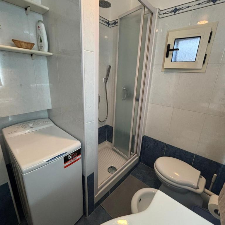 Duomo and Metro- Apartment for 6 - Porta Venezia - Two-Bedroom Apartment - 41