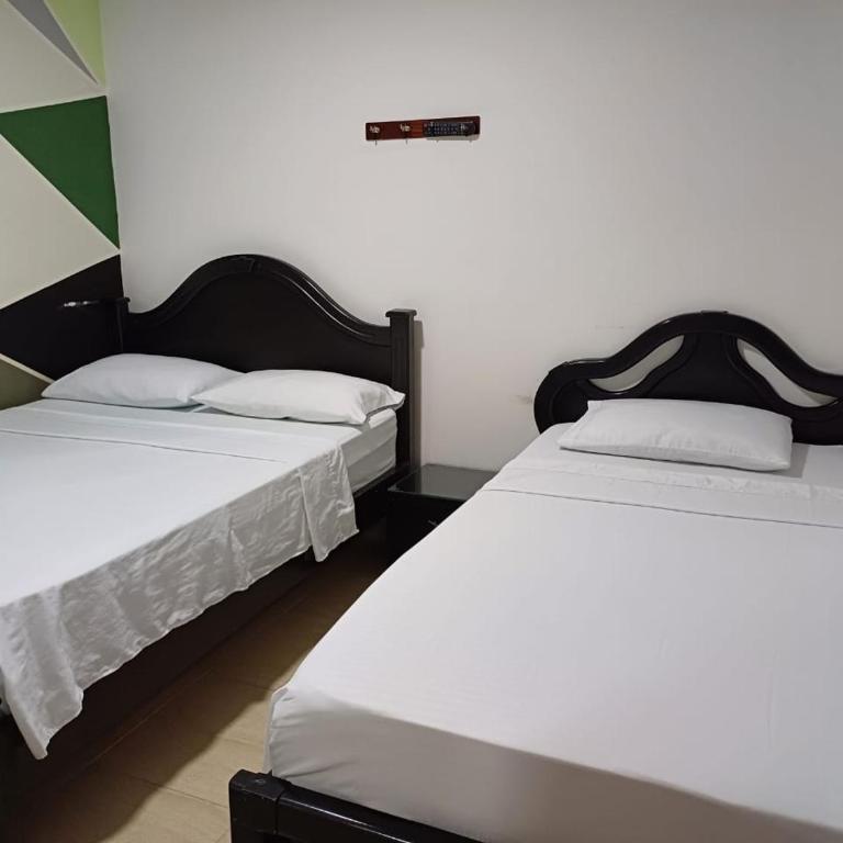 Hotel Dulces Sueños - Habitación Doble - 2 camas - 1