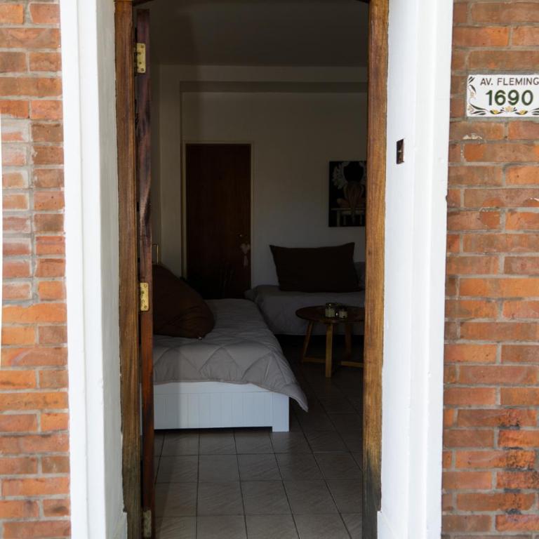 DEPARTAMENTO cerca de CABA hasta 4 personas Parking Gratis Patio ideal estadias cortas Trabajo Recitales Fiestas Salud y Capacitaciones - Apartamento de 1 dormitorio - 9