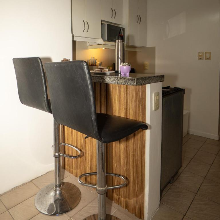 DEPARTAMENTO cerca de CABA hasta 4 personas Parking Gratis Patio ideal estadias cortas Trabajo Recitales Fiestas Salud y Capacitaciones - Apartamento de 1 dormitorio - 24