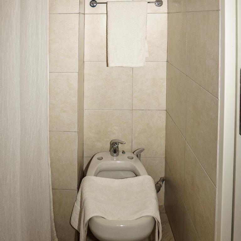 DEPARTAMENTO cerca de CABA hasta 4 personas Parking Gratis Patio ideal estadias cortas Trabajo Recitales Fiestas Salud y Capacitaciones - Apartamento de 1 dormitorio - 18
