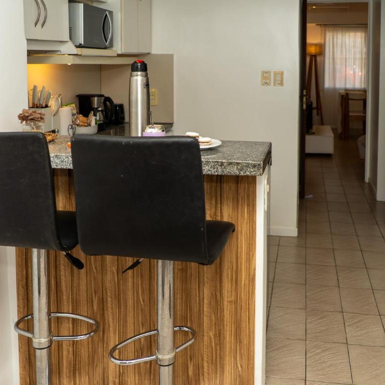 DEPARTAMENTO cerca de CABA hasta 4 personas Parking Gratis Patio ideal estadias cortas Trabajo Recitales Fiestas Salud y Capacitaciones - Apartamento de 1 dormitorio - 25