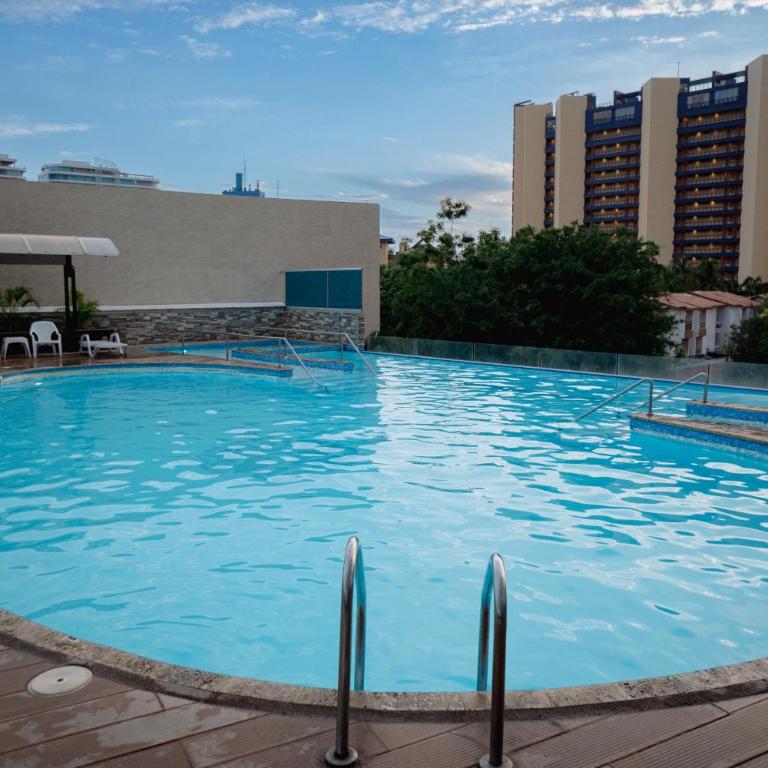 Apto luxury de 3 hab, 6 a 8 personas, a 3 min de la playa, Santa Marta - Apartamento de 3 dormitorios - 2