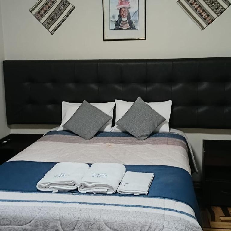 HOSTAL San Antonio inn - Double Room with Private Bathroom - 1