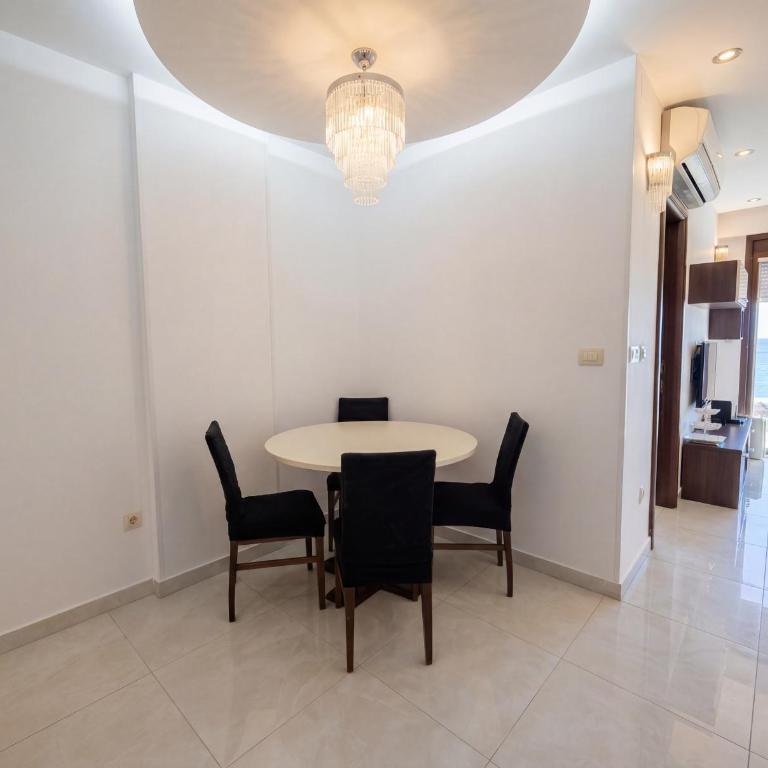 Shine Residence First Line Sea View - Two-Bedroom Suite - 8